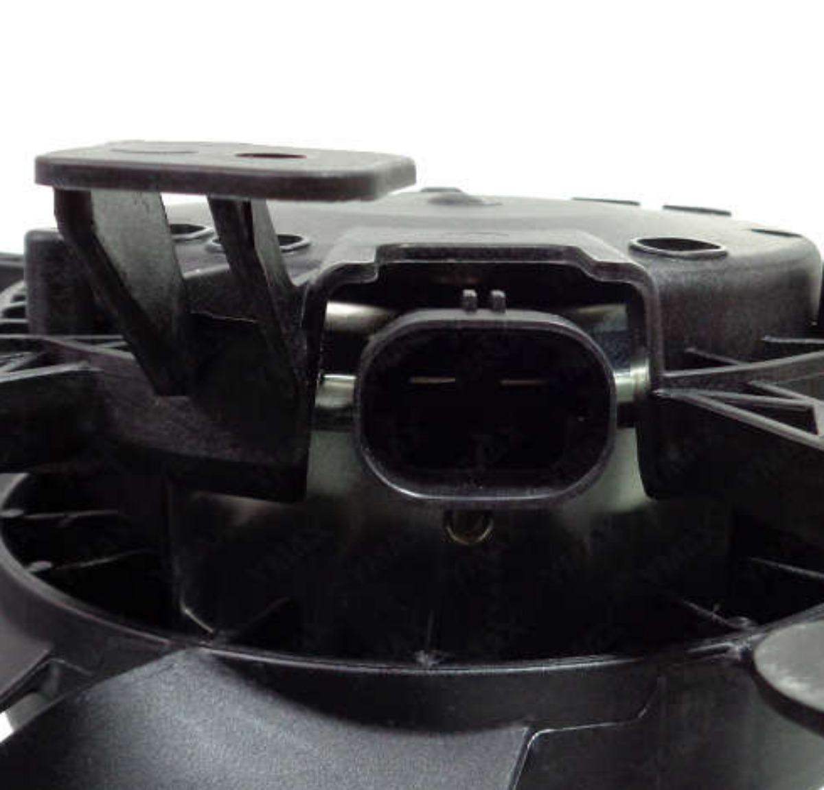 Eletroventilador Do Ar Condicionado Renault Sandero Oroch 1.6 - Imagem 3